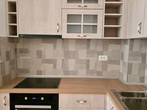 Izdavanje, jednosoban stan, 48m², New City, Podgorica - image 1