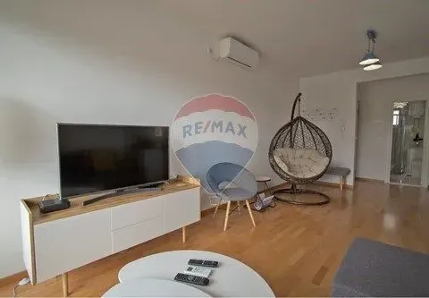 Prodaja, jednosoban stan, 40m², Tivat, Crna Gora - image 5