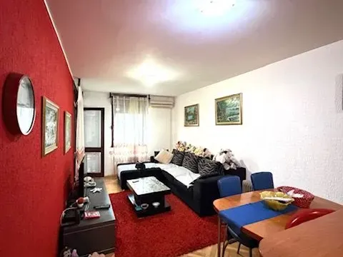 Prodaja, jednosoban stan, 44m², Stari Aerodrom, Podgorica - image 5