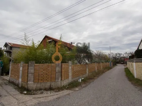 Prodaja, kuća, 120m², Gornja Gorica, Podgorica - image 11