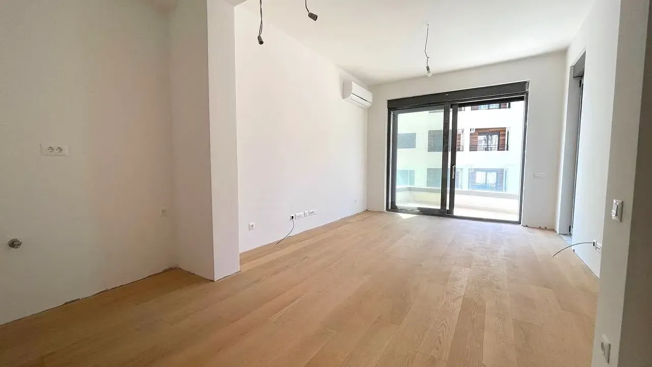 Prodaja, dvosoban stan, 71m², Bečići, Budva