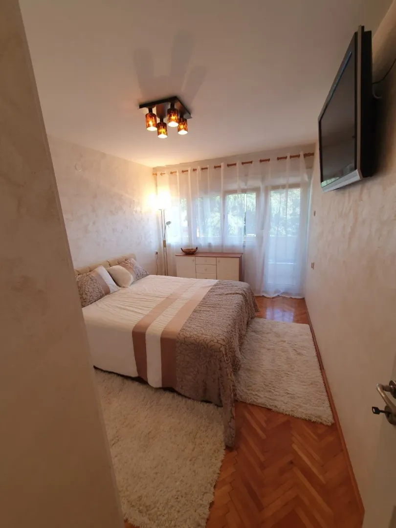 Rent, two bedroom apartment, 65m², Centar, Tivat