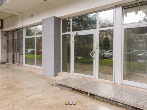 Izdavanje, poslovni prostor, 120m², Podgorica, Crna Gora