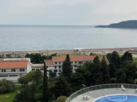 Sale, two bedroom apartment, 80m², Bečići, Budva - image 18