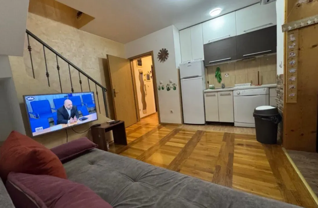 Izdavanje, dvosoban stan, 58m², Momišići, Podgorica