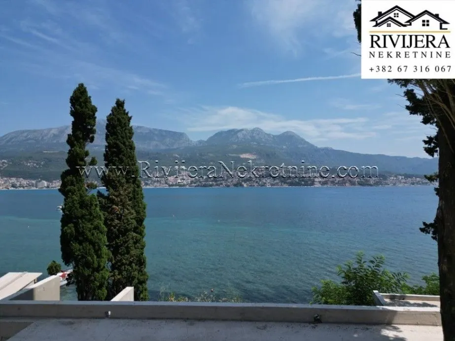 Prodaja, kuća, 237m², Njivice, Herceg Novi