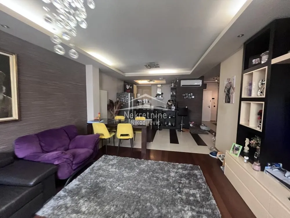 Sale, four bedroom apartment, 167m², Vračar Sve Podlokacije, Beograd