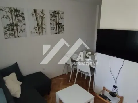 Izdavanje, dvosoban stan, 42m², Bulevar Oslobodjenja, Novi Sad Sve Podlokacije - image 3