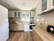 Izdavanje, kuća, 170m², Zagorič, Podgorica - image 4