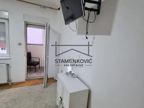 Izdavanje, dvosoban stan, 40m², Podbara, Novi Sad Sve Podlokacije - image 2