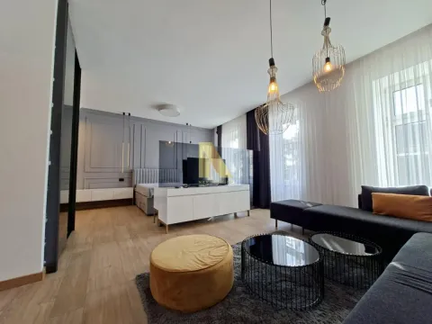 Izdavanje, dvosoban stan, 56m², Centar, Novi Sad - image 2