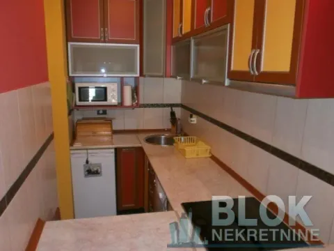 Rent, two bedroom apartment, 60m², Gorica C, Podgorica - image 2
