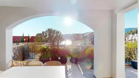 Prodaja, dvosoban stan, 76m², Tivat, Crna Gora - image 8