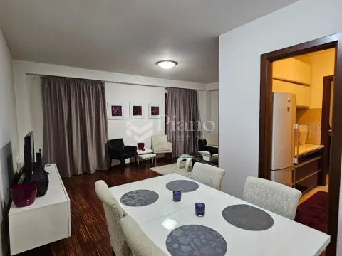 Rent, two bedroom apartment, 72m², Gorica C, Podgorica - image 4
