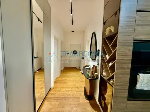 Prodaja, dvosoban stan, 80m², Bar, Crna Gora - image 16