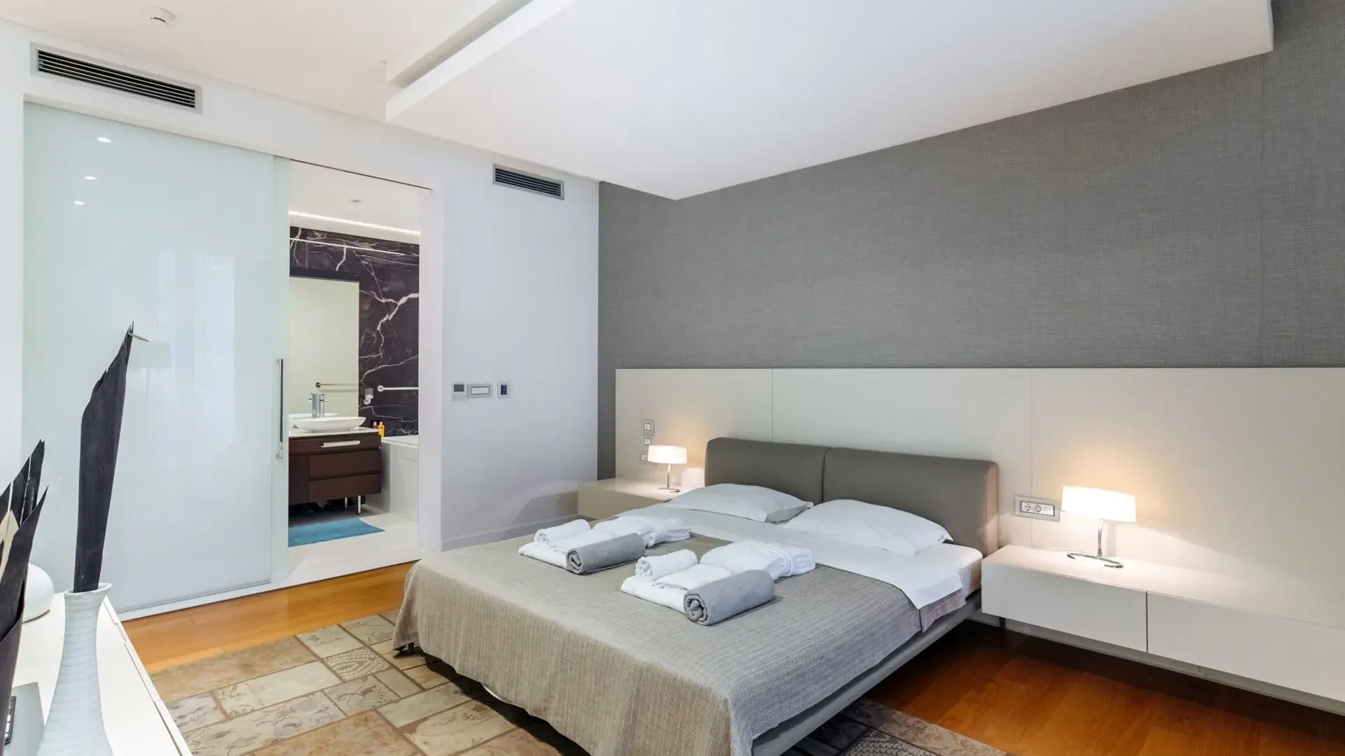Sale, two bedroom apartment, 508m², Budva, Crna Gora