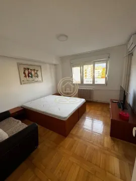 Rent, three bedroom apartment, 66m², Savski Venac, Beograd - image 12