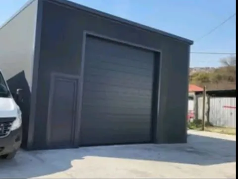 Poslovni prostor in Tološi