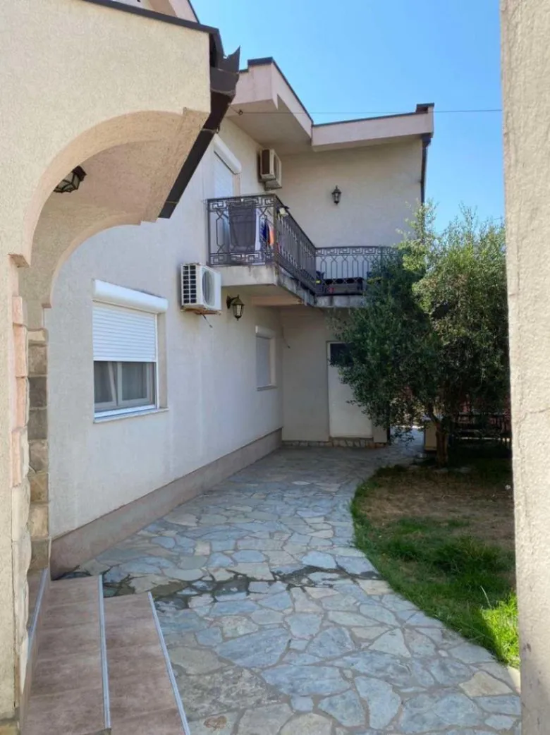 Prodaja, kuća, 227m², Bjeliši, Bar