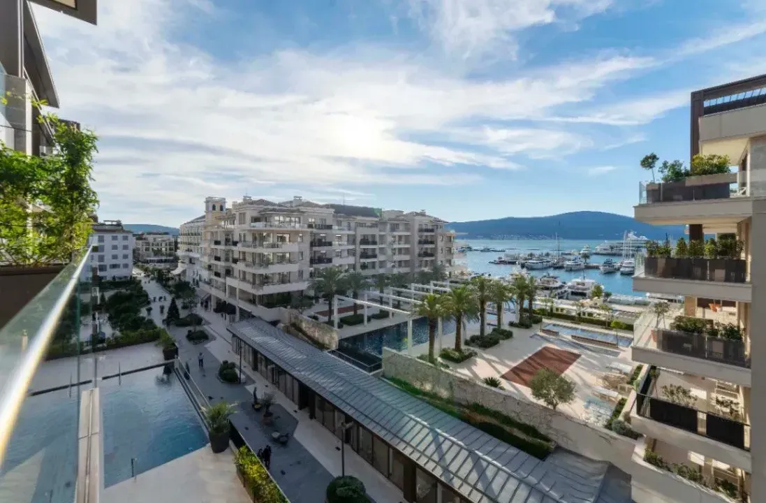 Sale, one bedroom apartment, 81m², Porto Montenegro, Tivat