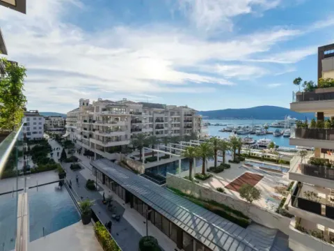 Sale, one bedroom apartment, 81m², Porto Montenegro, Tivat