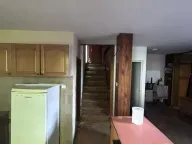 Izdavanje, kuća, 200m², Medaković Sve Podlokacije, Beograd - image 9