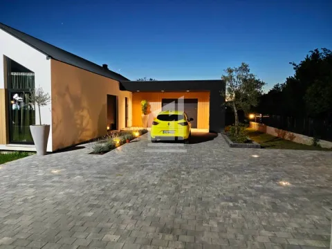 Sale, house, 189m², Centar, Danilovgrad - image 4