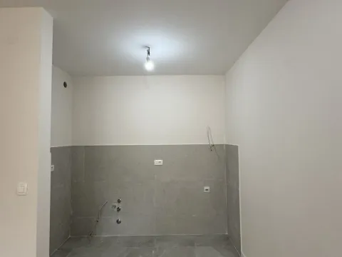 Izdavanje, jednosoban stan, 49m², Central Point, Podgorica - image 4