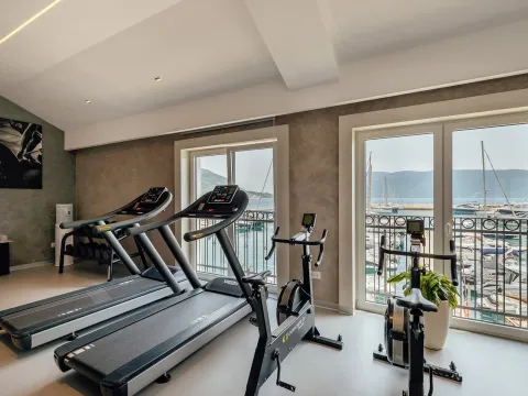 Sale, two bedroom apartment, 100m², Kotor, Crna Gora - image 21