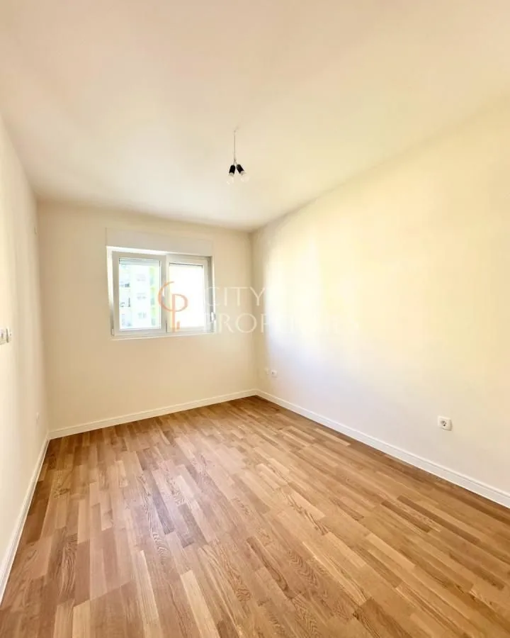 Izdavanje, stan, 40m², Pobrežje, Podgorica