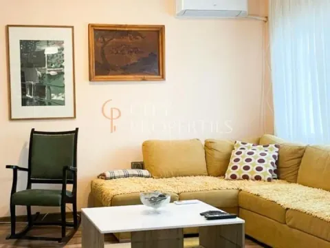 Izdavanje, stan, 60m², Cetinje, Crna Gora