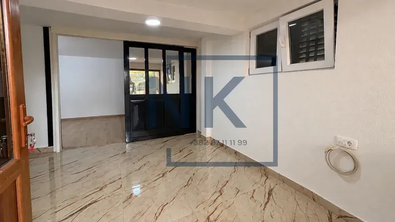Izdavanje, garsonjera, 38m², Stari Aerodrom, Podgorica