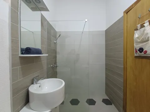 Rent, one bedroom apartment, 45m², Lepetani, Tivat - image 9