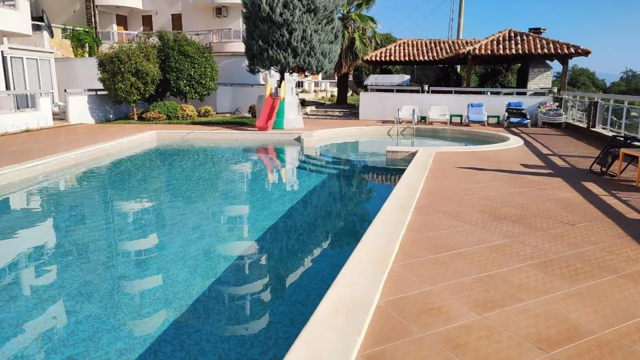 Sale, three bedroom apartment, 104m², Dobra Voda, Budva