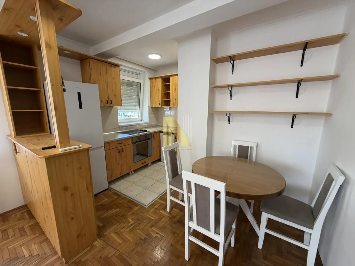 Izdavanje, jednosoban stan, 39m², Novo naselje, Novi Sad