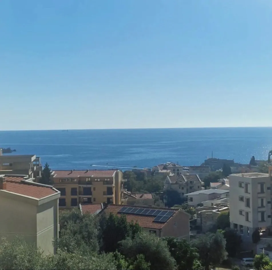 Sale, two bedroom apartment, 70m², Petrovac, Budva