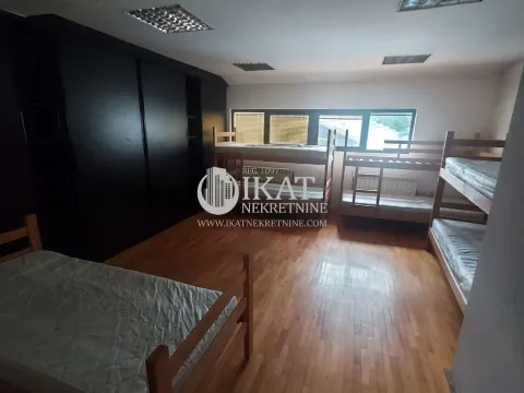 Prodaja, kuća, 596m², Gradska Bolnica, Zvezdara Sve Podlokacije - image 6