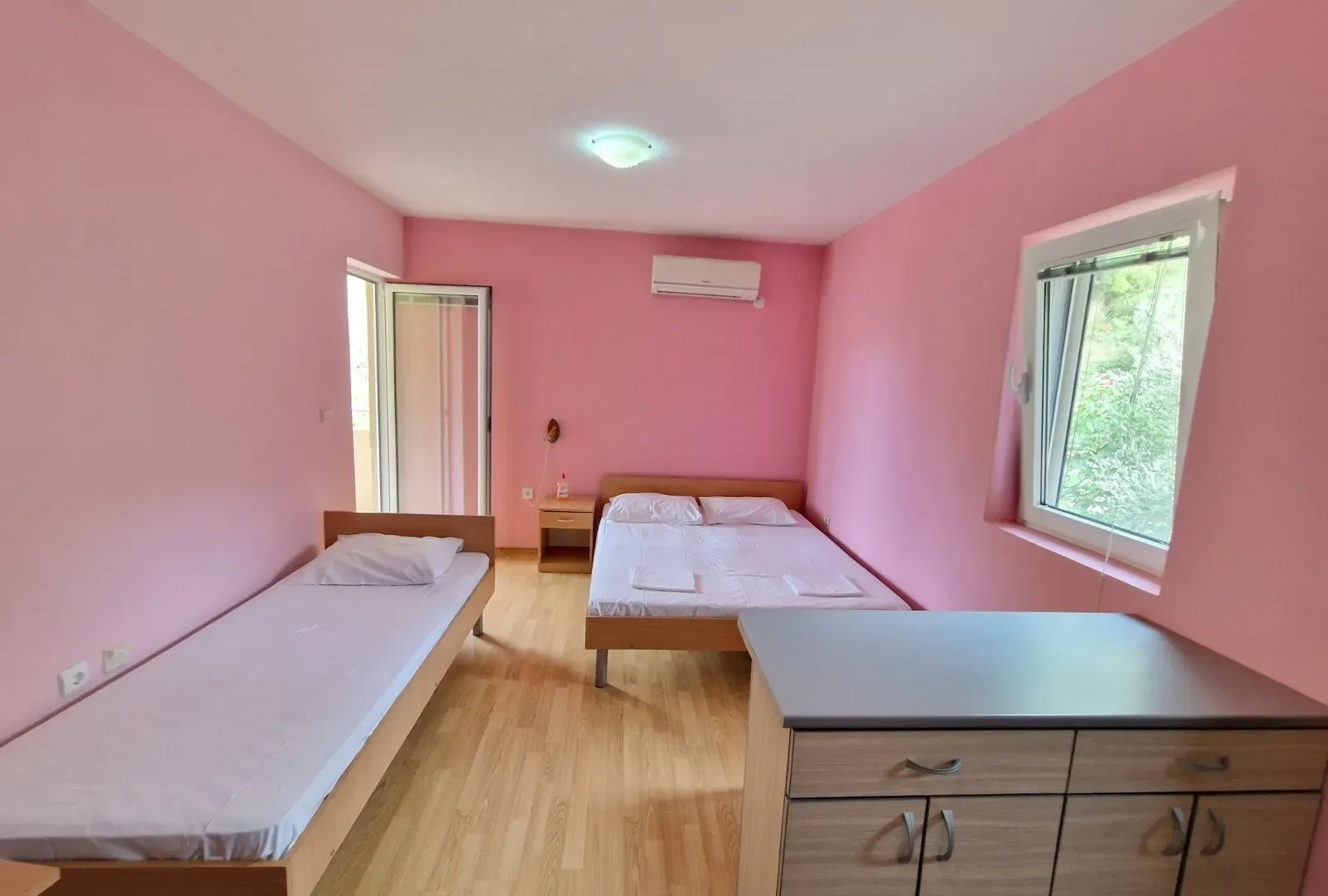 Sale, house, 500m², Buljarica, Budva