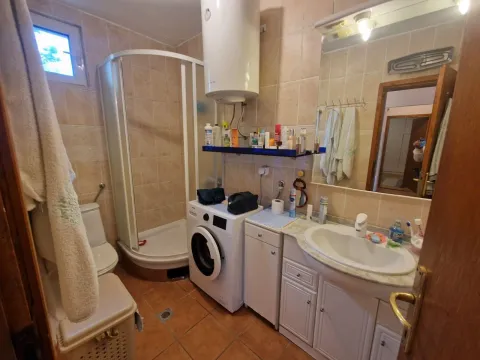 Sale, two bedroom apartment, 56m², Petrovac, Budva - image 7