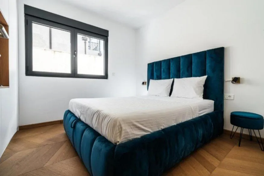 Sale, three bedroom apartment, 90m², Sveti Stefan, Budva