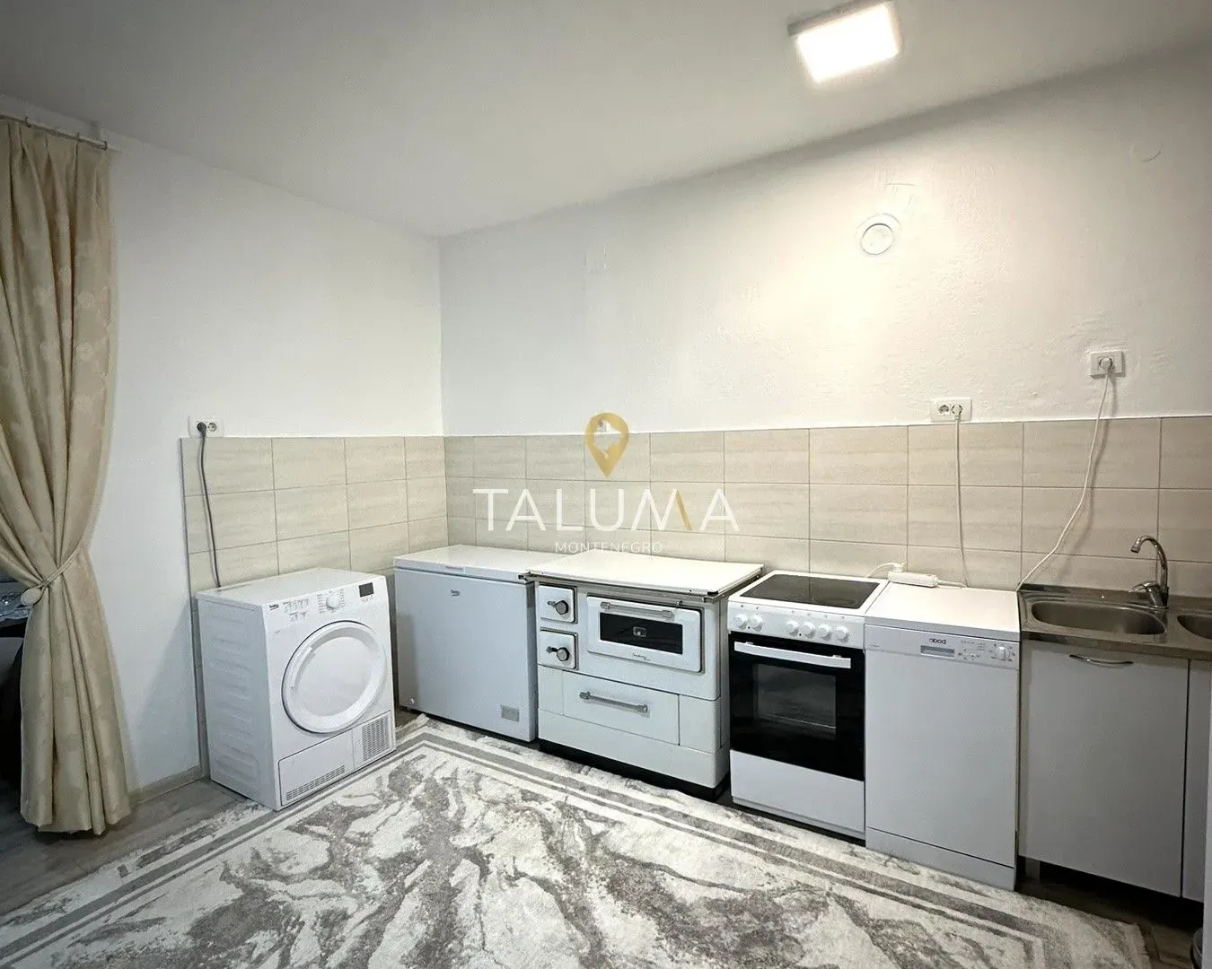 Rent, two bedroom apartment, 104m², Tološi, Podgorica