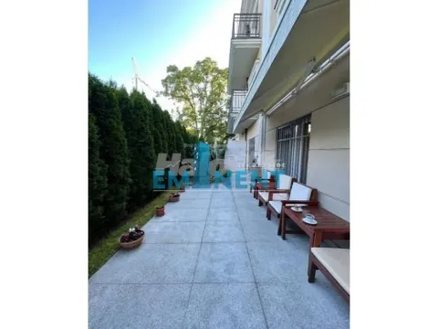 Izdavanje, trosoban stan, 104m², Savski Venac, Beograd - image 16