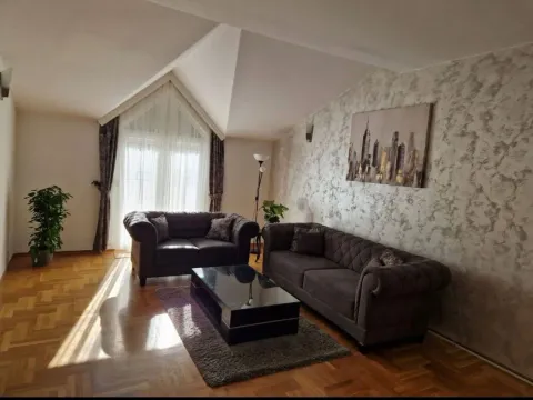Izdavanje, dvosoban stan, 118m², Tološi, Podgorica - image 3