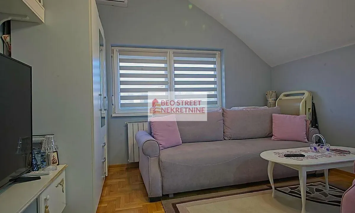 Prodaja, jednosoban stan, 28m², Zvezdara Sve Podlokacije, Beograd