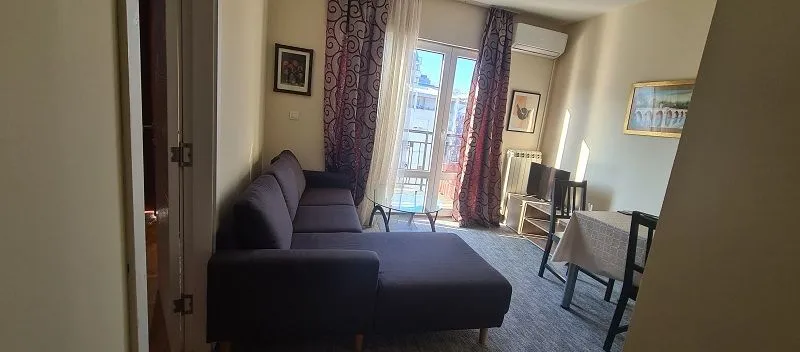 Rent, one bedroom apartment, 50m², Zvezdara Sve Podlokacije, Beograd