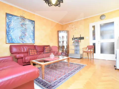Rent, two bedroom apartment, 85m², Preko Morače, Podgorica - image 2