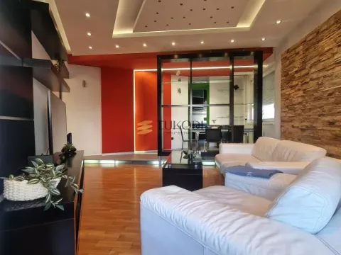 Izdavanje, dvosoban stan, 74m², Novi Beograd Blok 22, Novi Beograd Sve Podlokacije - image 2