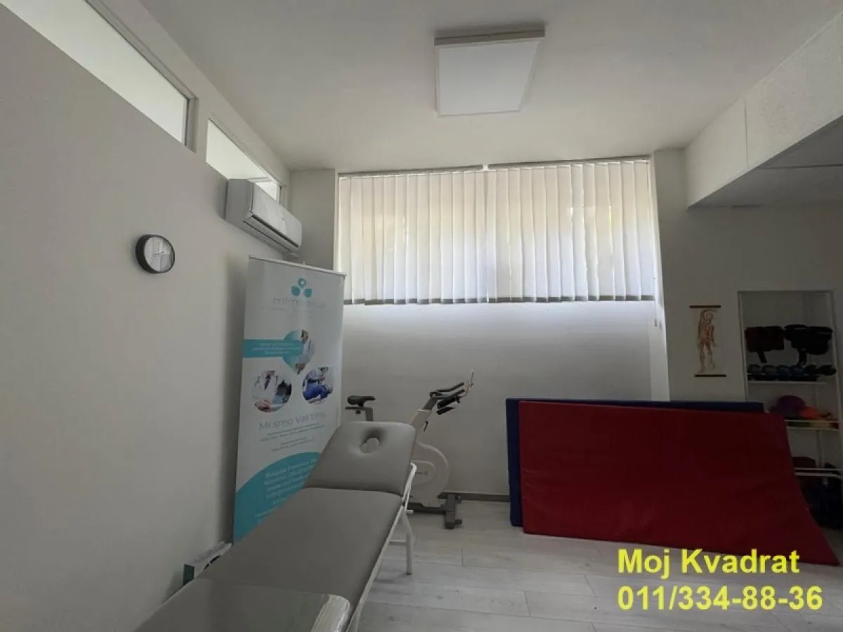 Rent, office space, 136m², Banovo Brdo, Beograd
