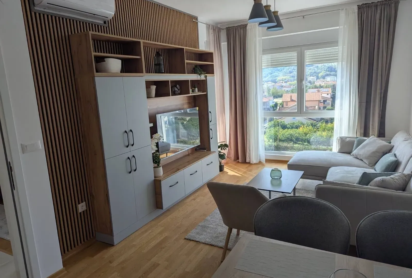 Izdavanje, jednosoban stan, 45m², Zabjelo, Podgorica