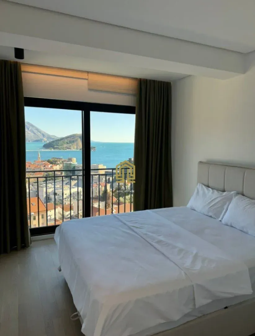 Prodaja, trosoban stan, 263m², Budva, Crna Gora